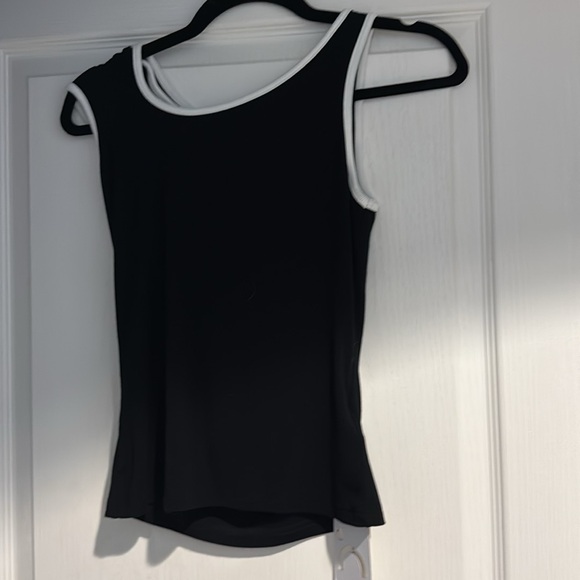 Commense Black Asymmetrical Tank Top with White Trim - Picture 3 of 4